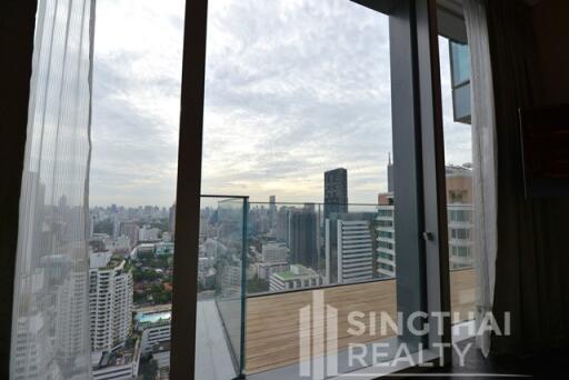 For RENT : The Ritz - Carlton Residences at MahaNakhon / 2 Bedroom / 3 Bathrooms / 196 sqm / 200000 THB [5843219]