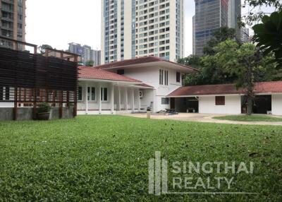 For RENT : House Asoke / 4 Bedroom / 4 Bathrooms / 351 sqm / 200000 THB [6088314]