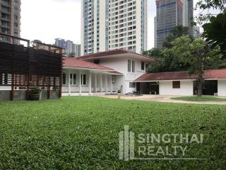 For RENT : House Asoke / 4 Bedroom / 4 Bathrooms / 351 sqm / 200000 THB [6088314]