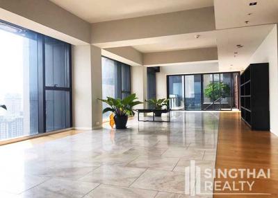 For RENT : The Met / 4 Bedroom / 5 Bathrooms / 409 sqm / 200000 THB [6516836]