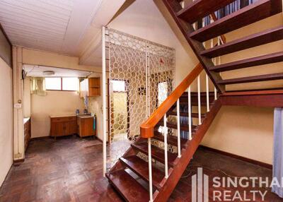 For RENT : House Thonglor / 3 Bedroom / 3 Bathrooms / 361 sqm / 200000 THB [6835216]