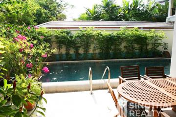 For RENT : House Ekkamai / 4 Bedroom / 5 Bathrooms / 451 sqm / 200000 THB [7131308]