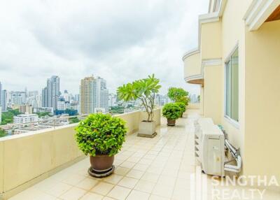 For RENT : Piyathip Place / 4 Bedroom / 5 Bathrooms / 483 sqm / 200000 THB [7475460]