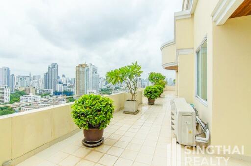 For RENT : Piyathip Place / 4 Bedroom / 5 Bathrooms / 483 sqm / 200000 THB [7475460]