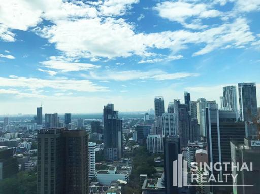 For RENT : MARQUE Sukhumvit / 3 Bedroom / 3 Bathrooms / 187 sqm / 200000 THB [7642935]