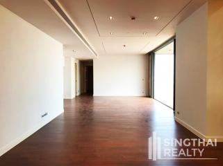 For RENT : MARQUE Sukhumvit / 3 Bedroom / 3 Bathrooms / 187 sqm / 200000 THB [7642935]