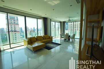 For RENT : Le Raffine Jambu Dvipa Sukhumvit 39 / 3 Bedroom / 3 Bathrooms / 366 sqm / 200000 THB [8078056]