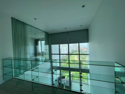 For RENT : 185 Rajadamri / 2 Bedroom / 2 Bathrooms / 160 sqm / 200000 THB [8134862]