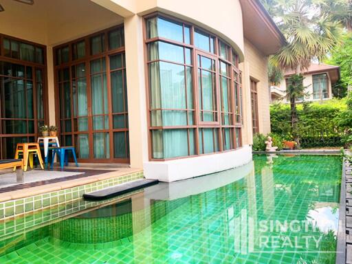 For RENT : House Phrakanong / 4 Bedroom / 5 Bathrooms / 438 sqm / 200000 THB [8135717]