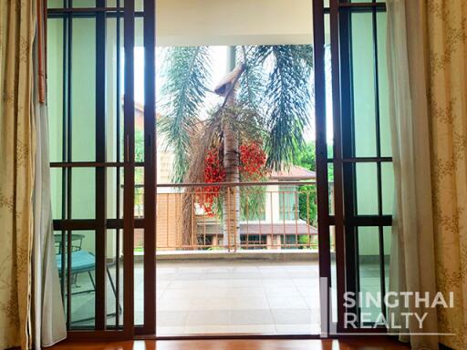 For RENT : House Phrakanong / 4 Bedroom / 5 Bathrooms / 438 sqm / 200000 THB [8135717]