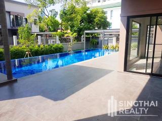 For RENT : House Phromphong / 4 Bedroom / 3 Bathrooms / 626 sqm / 200000 THB [8157466]