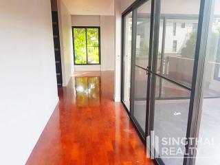 For RENT : House Phromphong / 4 Bedroom / 3 Bathrooms / 626 sqm / 200000 THB [8157466]