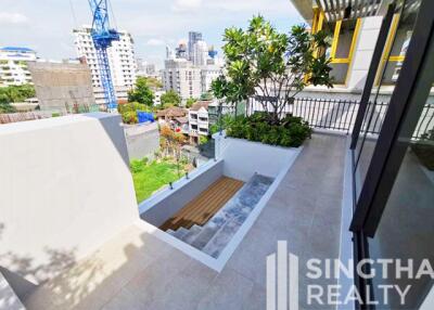 For RENT : House Phromphong / 3 Bedroom / 4 Bathrooms / 514 sqm / 200000 THB [8257379]