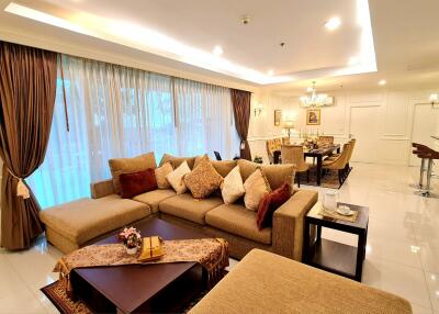For RENT : Piyathip Place / 4 Bedroom / 4 Bathrooms / 650 sqm / 220000 THB [8371337]