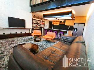 For RENT : Penthouse Condominium 3 / 5 Bedroom / 5 Bathrooms / 251 sqm / 200000 THB [8496890]