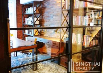 For RENT : Penthouse Condominium 3 / 5 Bedroom / 5 Bathrooms / 251 sqm / 200000 THB [8496890]