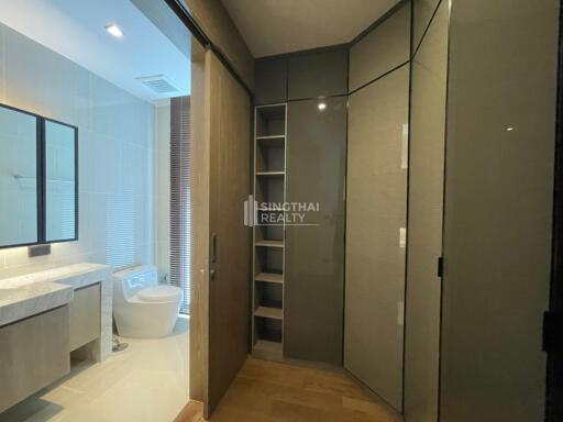 For RENT : Townhouse Phromphong / 4 Bedroom / 5 Bathrooms / 380 sqm / 220000 THB [9322060]