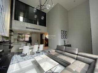 For RENT : Townhouse Phromphong / 4 Bedroom / 5 Bathrooms / 380 sqm / 220000 THB [9322060]