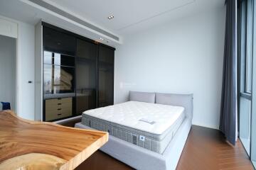 For RENT : MARQUE Sukhumvit / 3 Bedroom / 3 Bathrooms / 160 sqm / 200000 THB [R10017]