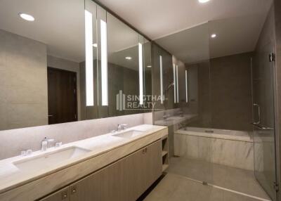For RENT : Piya Residence / 4 Bedroom / 4 Bathrooms / 290 sqm / 200000 THB [10313328]