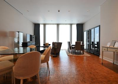 For RENT : The Ritz - Carlton Residences at MahaNakhon / 3 Bedroom / 3 Bathrooms / 223 sqm / 200000 THB [10390429]