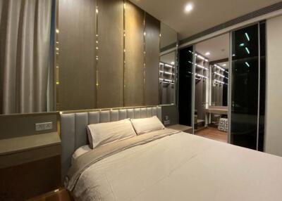 For RENT : Q 1 Sukhumvit / 3 Bedroom / 4 Bathrooms / 201 sqm / 200000 THB [10719744]