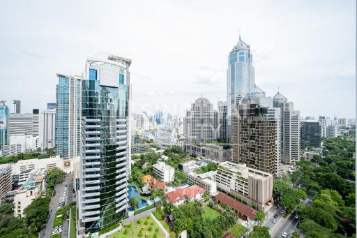 For RENT : 98 Wireless / 2 Bedroom / 3 Bathrooms / 121 sqm / 210000 THB [R10014]