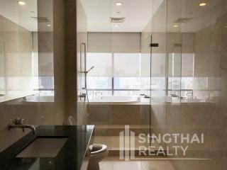 For RENT : Le Raffine Jambu Dvipa Sukhumvit 39 / 3 Bedroom / 3 Bathrooms / 351 sqm / 220000 THB [6183314]