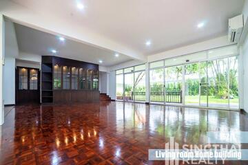 For RENT : House Asoke / 3 Bedroom / 3 Bathrooms / 401 sqm / 220000 THB [6266794]