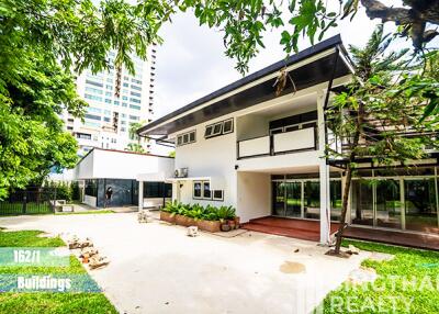 For RENT : House Asoke / 3 Bedroom / 3 Bathrooms / 401 sqm / 220000 THB [6266794]