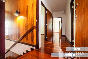 For RENT : House Asoke / 3 Bedroom / 3 Bathrooms / 401 sqm / 220000 THB [6266794]