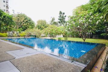 For RENT : House Ekkamai / 4 Bedroom / 4 Bathrooms / 550 sqm / 220000 THB [9022005]