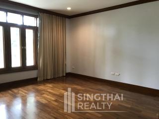 For RENT : House Sathorn / 4 Bedroom / 5 Bathrooms / 136 sqm / 230000 THB [5130965]