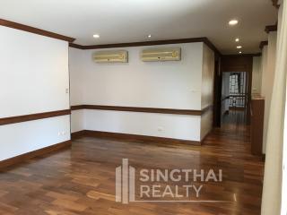 For RENT : House Sathorn / 4 Bedroom / 5 Bathrooms / 136 sqm / 230000 THB [5130965]