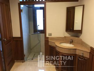 For RENT : House Sathorn / 4 Bedroom / 5 Bathrooms / 136 sqm / 230000 THB [5130965]