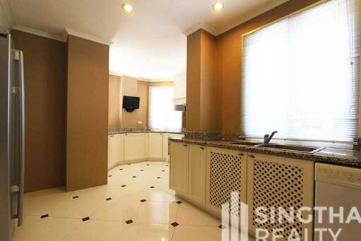 For RENT : Dhani Residence / 3 Bedroom / 3 Bathrooms / 331 sqm / 230000 THB [6509605]