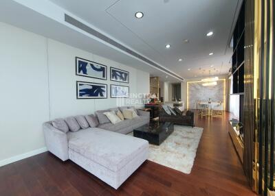 For RENT : MARQUE Sukhumvit / 3 Bedroom / 3 Bathrooms / 190 sqm / 250000 THB [10048755]