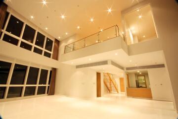 For RENT : Millennium Residence / 4 Bedroom / 4 Bathrooms / 324 sqm / 250000 THB [2971691]