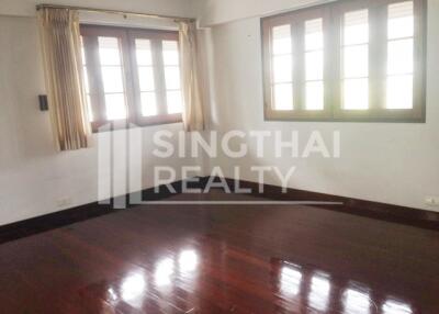 For RENT : House Phromphong / 3 Bedroom / 4 Bathrooms / 201 sqm / 250000 THB [3882155]