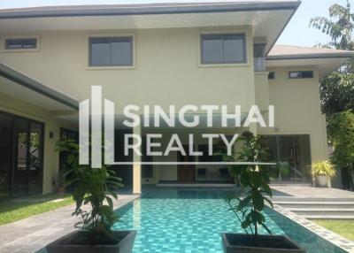 For RENT : House Phromphong / 5 Bedroom / 4 Bathrooms / 501 sqm / 250000 THB [3928967]