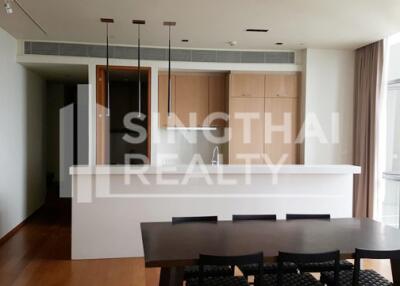 For RENT : The Sukhothai Residences / 3 Bedroom / 4 Bathrooms / 237 sqm / 250000 THB [4276394]