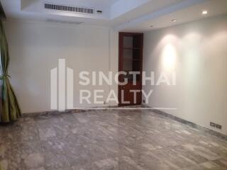 For RENT : House Phromphong / 4 Bedroom / 5 Bathrooms / 351 sqm / 250000 THB [4354721]