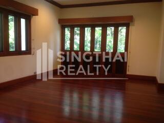 For RENT : House Phromphong / 4 Bedroom / 5 Bathrooms / 351 sqm / 250000 THB [4354721]