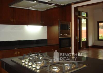 For RENT : House Thonglor / 4 Bedroom / 4 Bathrooms / 501 sqm / 250000 THB [6201463]