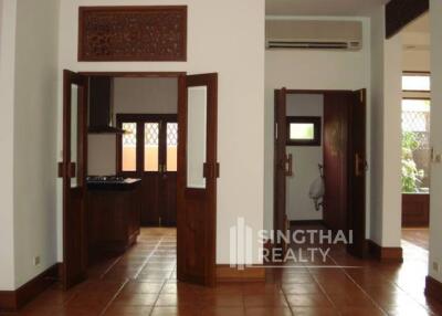 For RENT : House Thonglor / 4 Bedroom / 4 Bathrooms / 501 sqm / 250000 THB [6201463]