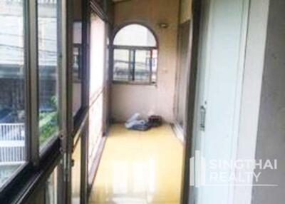 For RENT : House Thonglor / 2 Bedroom / 2 Bathrooms / 301 sqm / 250000 THB [6565601]