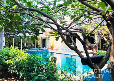 For RENT : House Phromphong / 3 Bedroom / 3 Bathrooms / 451 sqm / 250000 THB [8005284]