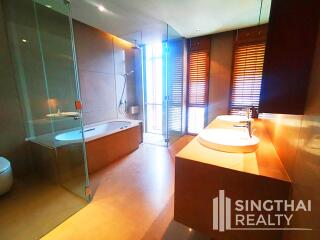 For RENT : The Sukhothai Residences / 3 Bedroom / 3 Bathrooms / 328 sqm / 250000 THB [8516202]