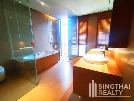 For RENT : The Sukhothai Residences / 3 Bedroom / 3 Bathrooms / 328 sqm / 250000 THB [8516202]