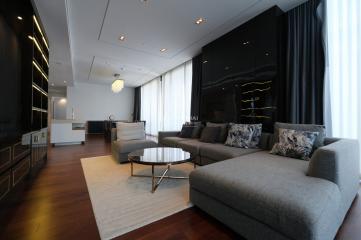 For RENT : MARQUE Sukhumvit / 3 Bedroom / 3 Bathrooms / 190 sqm / 250000 THB [9241142]